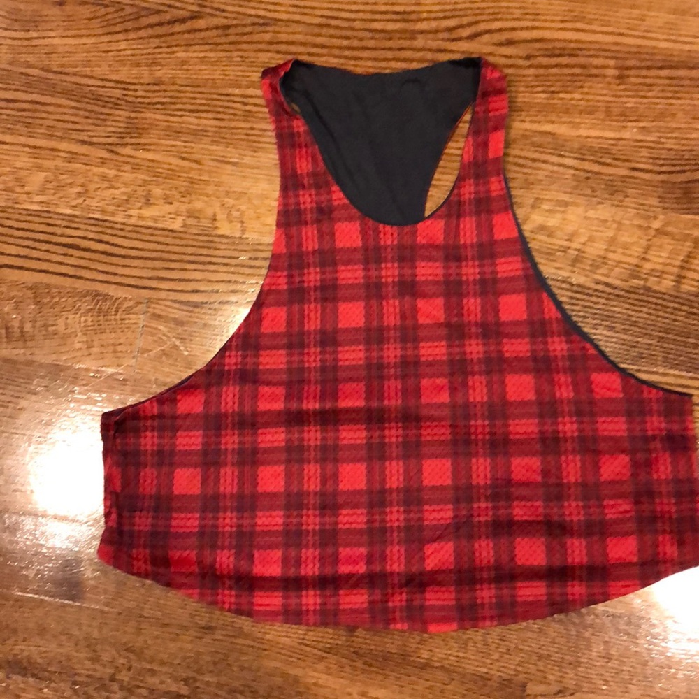 Muscle tee